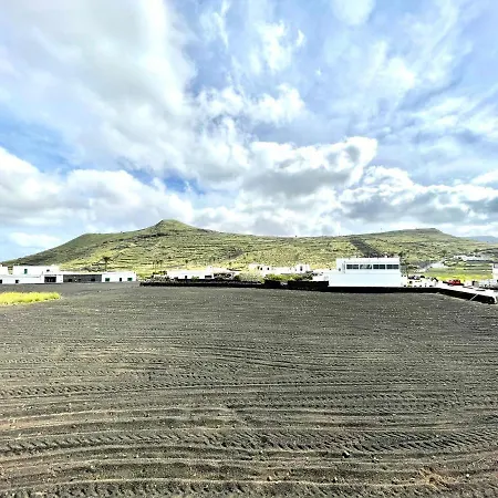 Casa Rural Con Jacuzzi, Wifi Y Inolvidables Vistas A La Montagna, En Lanzarote