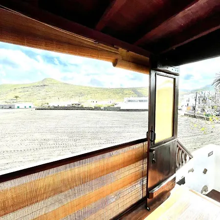 Casa Rural Con Jacuzzi, Wifi Y Inolvidables Vistas A La Montagna, En Lanzarote Haria