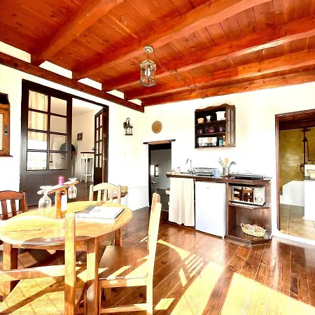 Casa Rural Con Jacuzzi, Wifi Y Inolvidables Vistas A La Montagna, En Lanzarote Haría